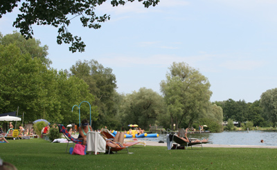 Bucht im Strandbad am Starnberger See Bucht im Strandbad am Starnberger See