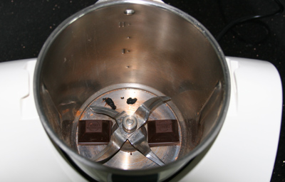 Mark der Vanilleschote und zartbittere Kuvertüre im Thermomix
