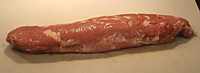 Schweinefilet vor dem Putzen Schweinefilet vor dem Putzen