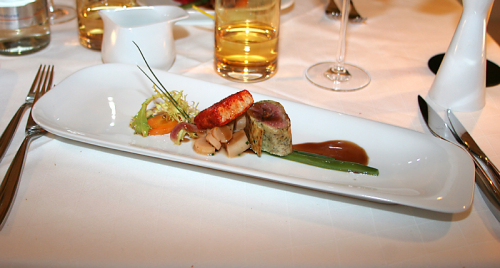 Restaurant München: Der Gesellschaftsraum, ein top Gourmet Restaurant ...